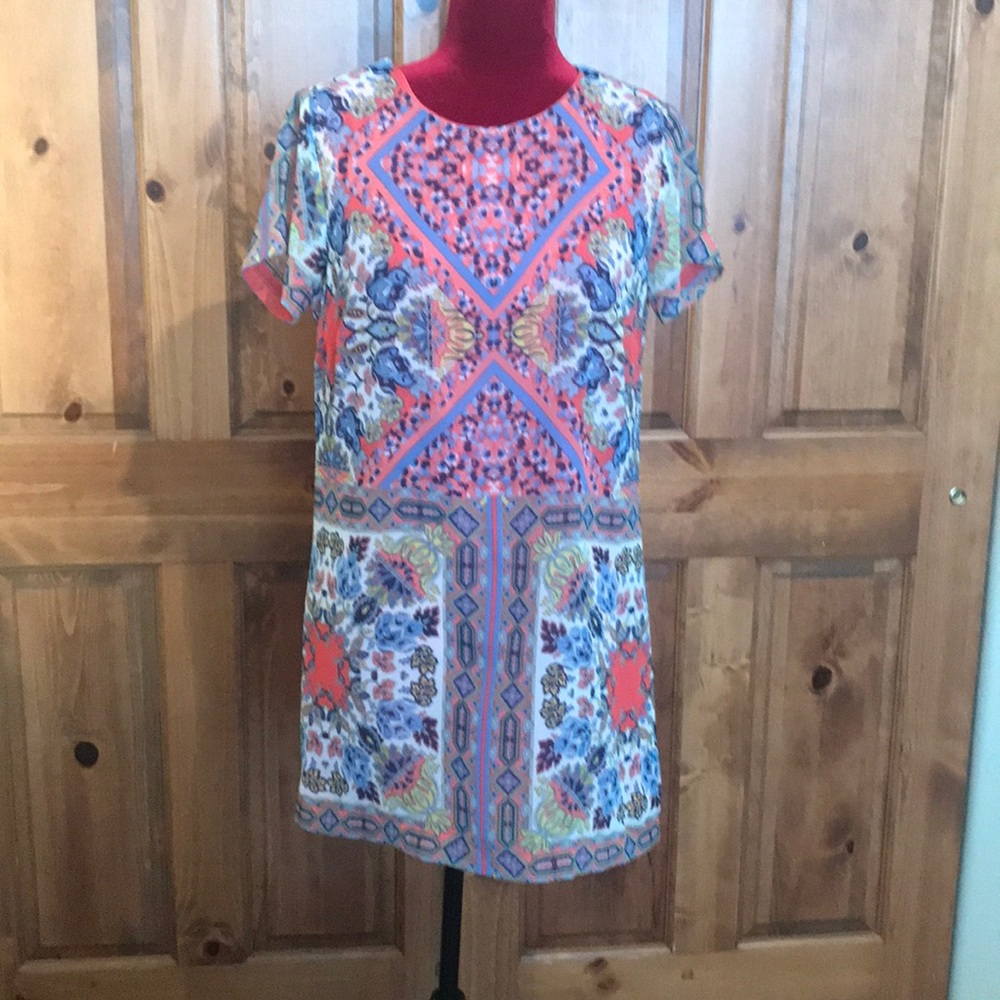 Adorable mini shift dress